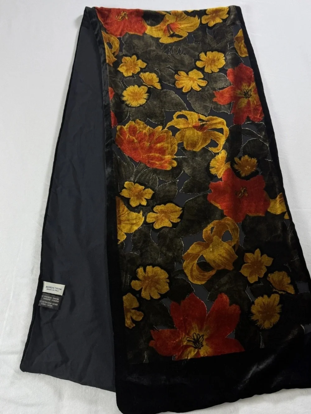 Nordstrom Signature Velvet Scarf Floral Silk Blend Made in Italy Luxury Roses